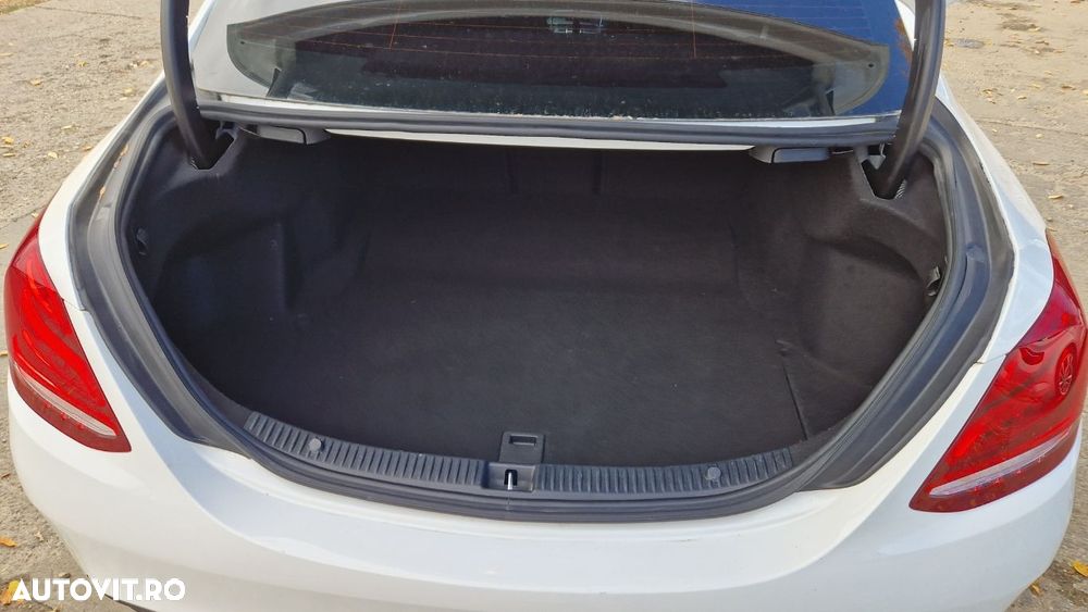 Mercedes-Benz C - 17