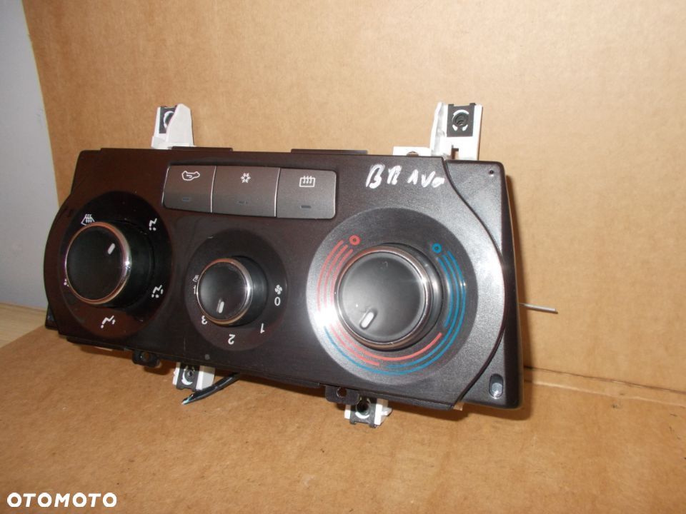 PANEL KLIMATYZACJI PANEL SZYB KIEROWCY WEJŚCIE USB FIAT BRAVO II 5G7846100 735451308 ORYGINAŁ - 8