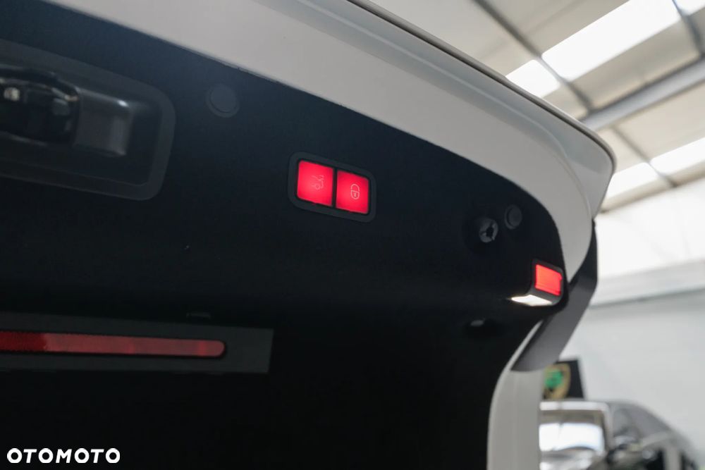 Mercedes-Benz Klasa S 400 Coupe 4-Matic 7G-TRONIC - 40