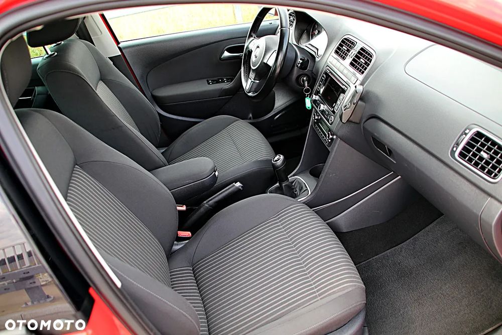 Volkswagen Polo 1.4 Highline - 21