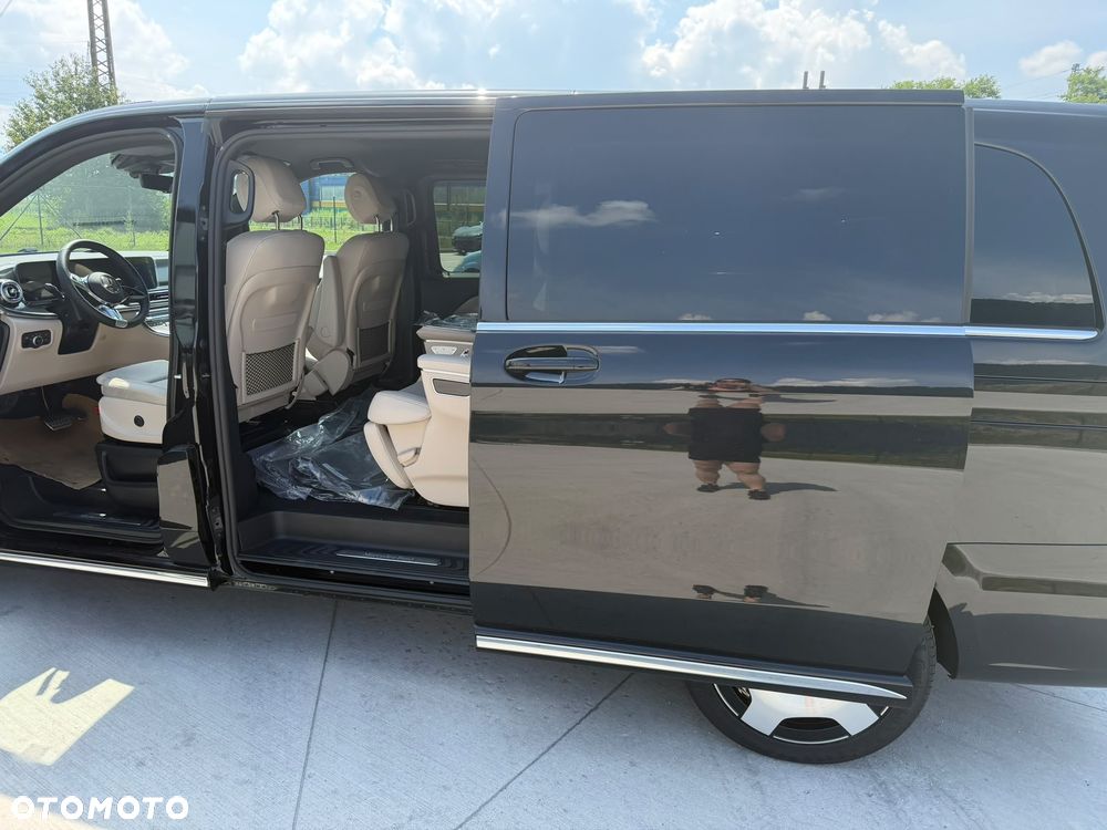 Mercedes-Benz Klasa V 300 d 4-Matic Exclusive 9G-Tronic (d³ugi) - 10
