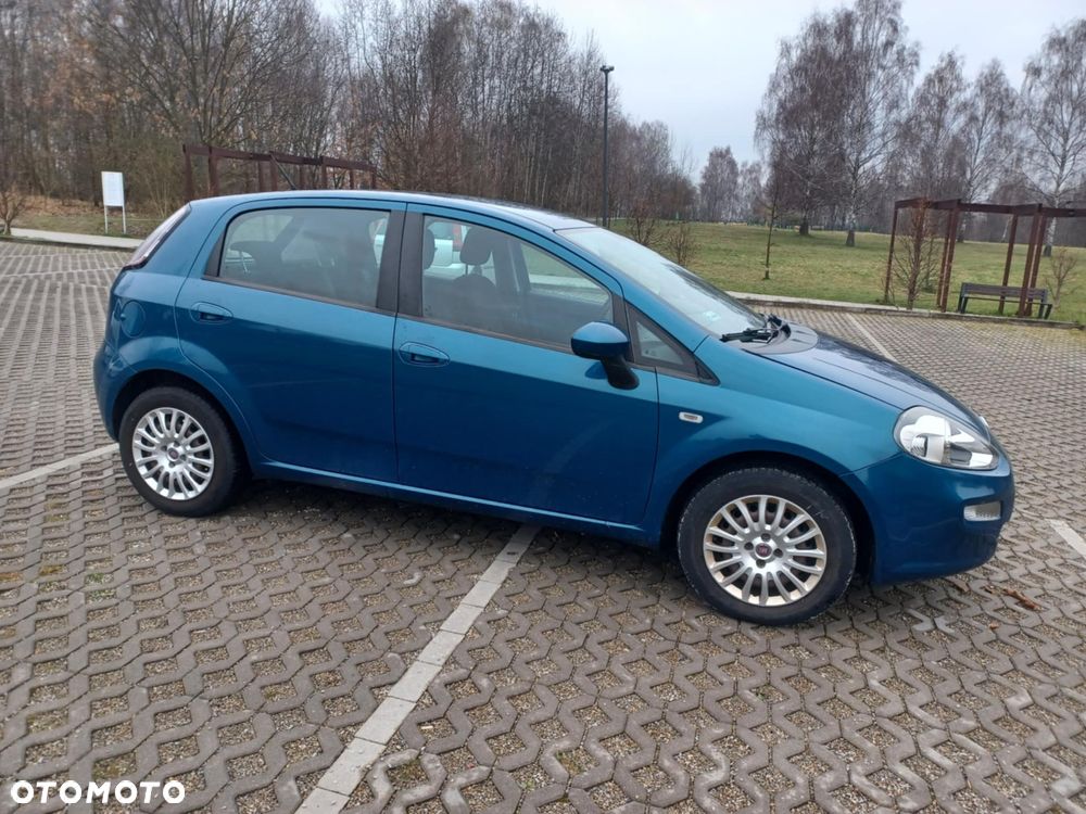 Fiat Grande Punto Actual 1.2 8V Estiva - 3