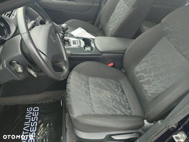 Peugeot 3008 - 12