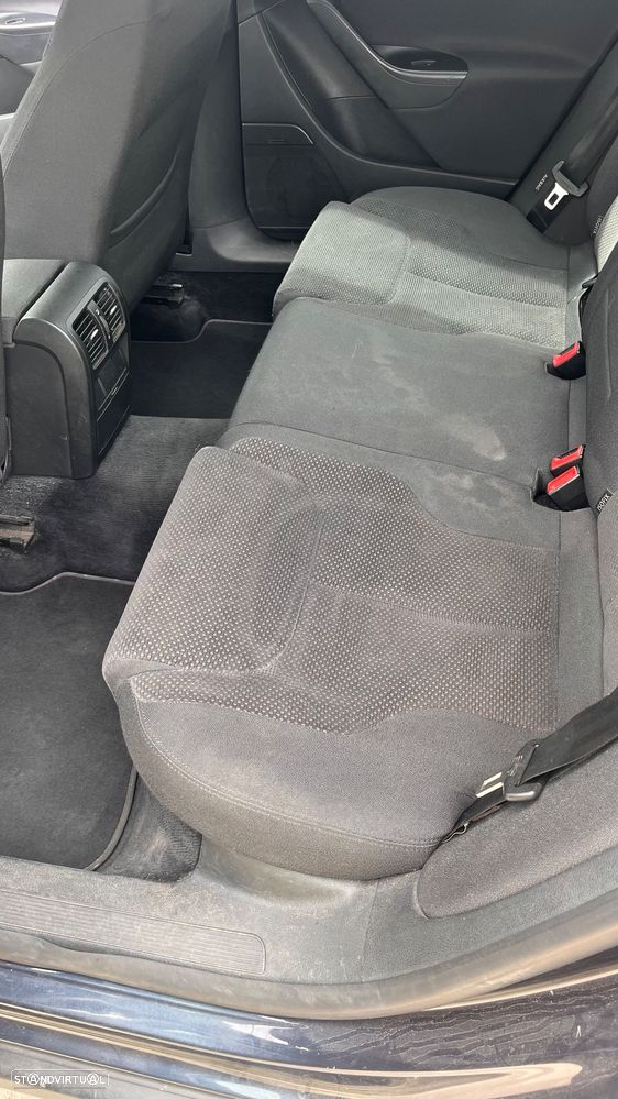 VW Passat Variant 2.0 TDI Confortline - 6