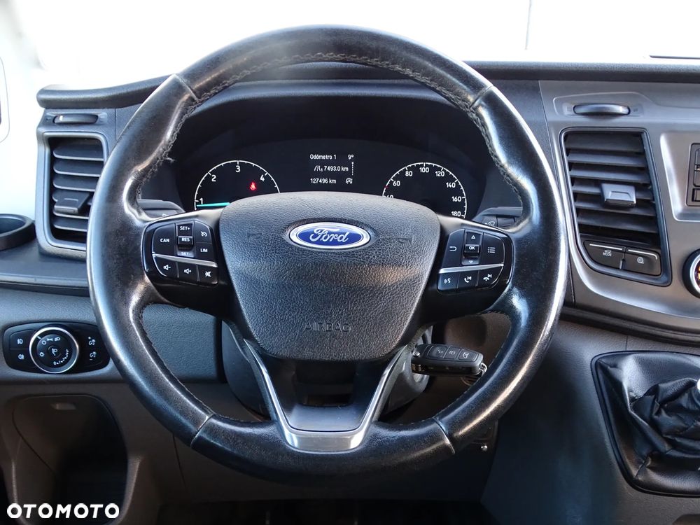 Ford Transit - 13