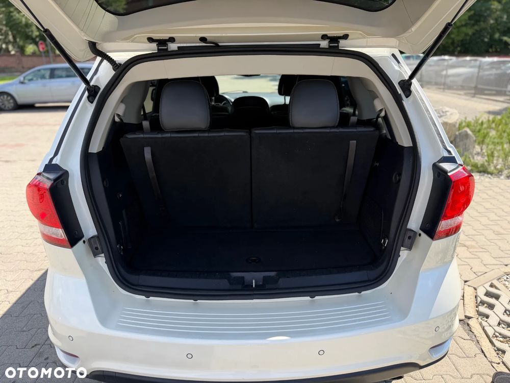 Fiat Freemont 2.0 Multijet Black Code AWD - 17