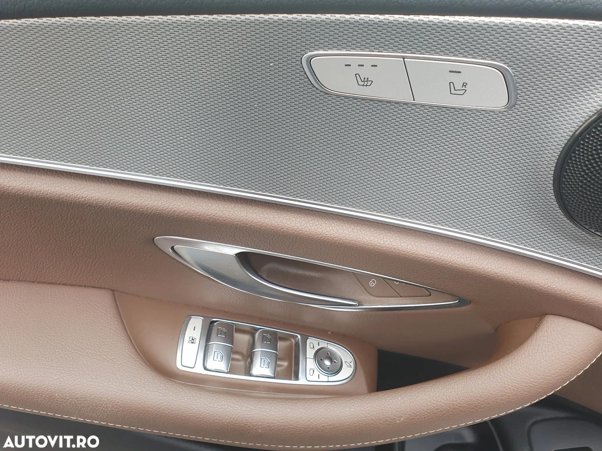 Mercedes-Benz E 200 d Aut. - 12