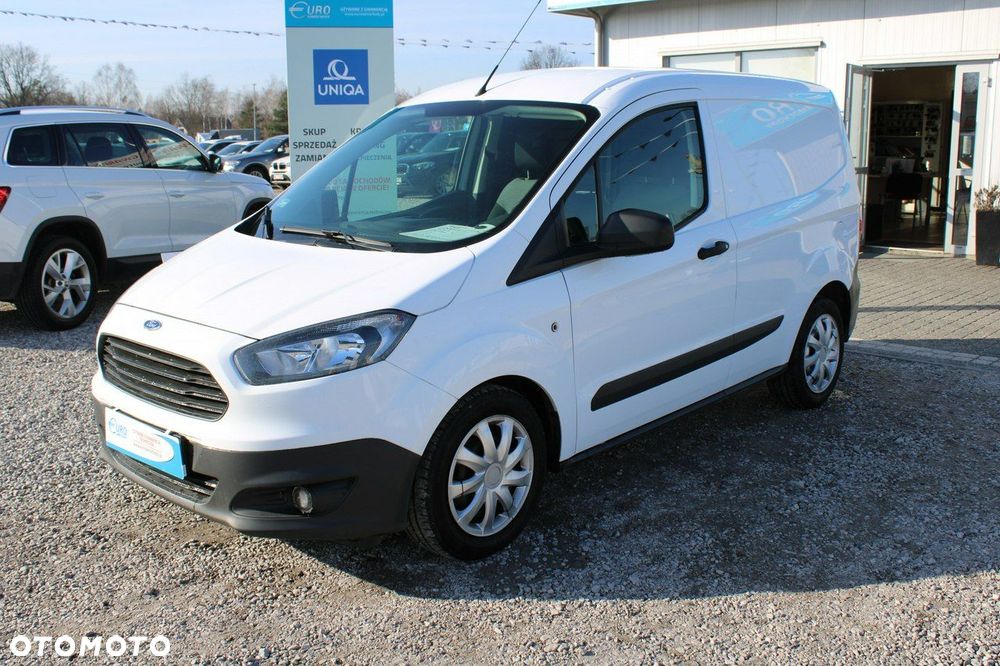 Ford Transit Courier - 3