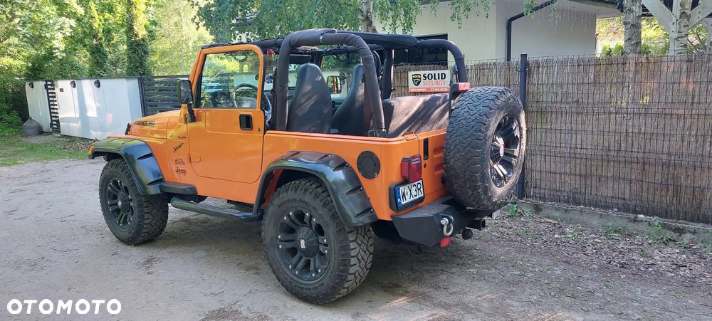 Jeep Wrangler 4.0 Sport - 10