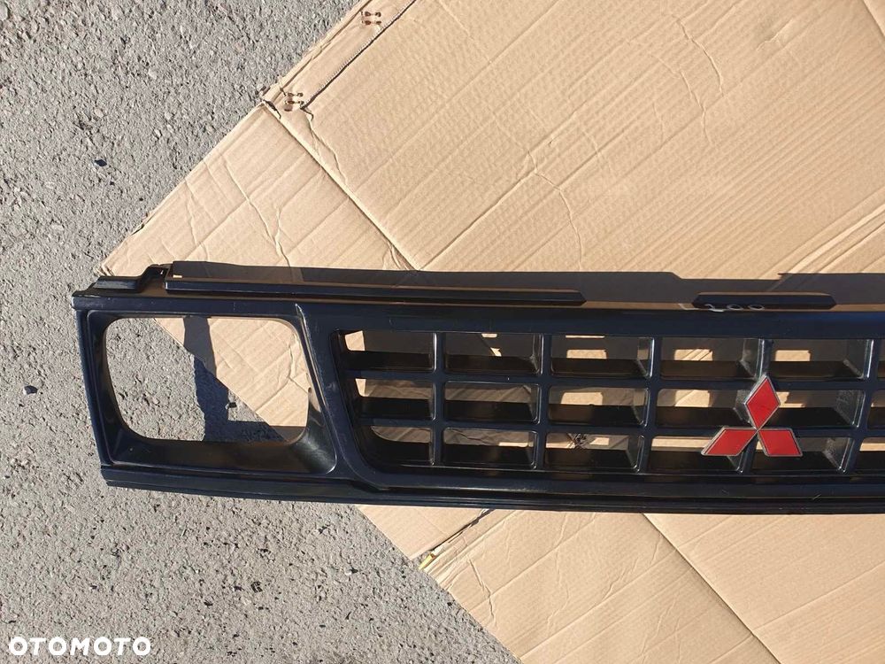 GRILL ATRAPA MITSUBISHI L200 96-01 - 4