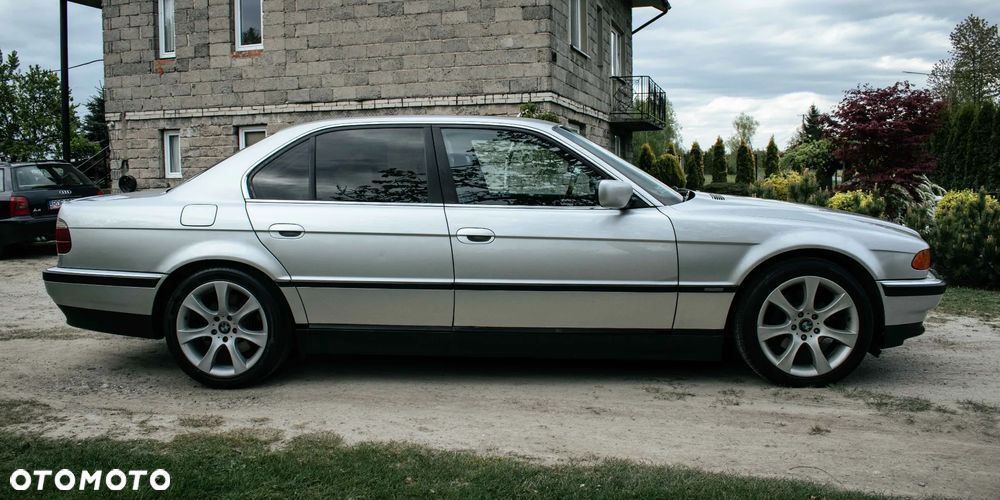 BMW Seria 7 - 6
