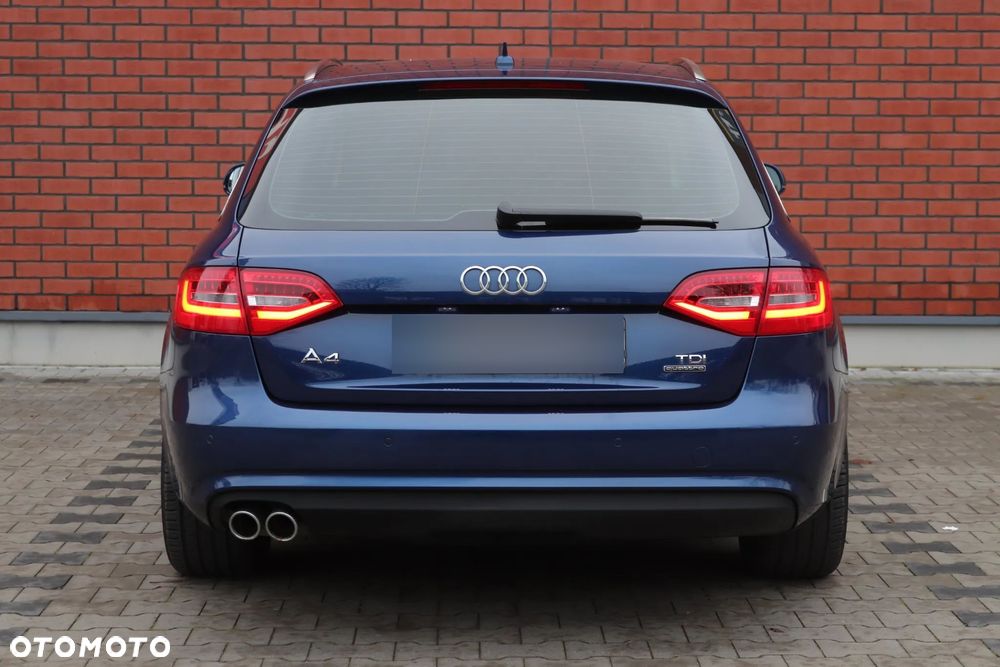 Audi A4 Avant 2.0 TDI S tronic quattro - 6