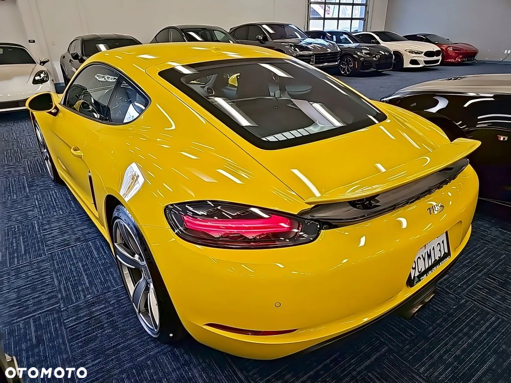 Porsche Cayman - 3