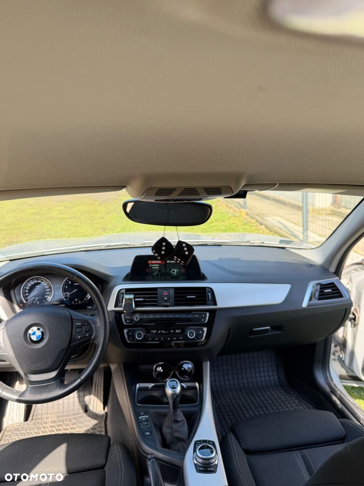 BMW Seria 1 116i - 18