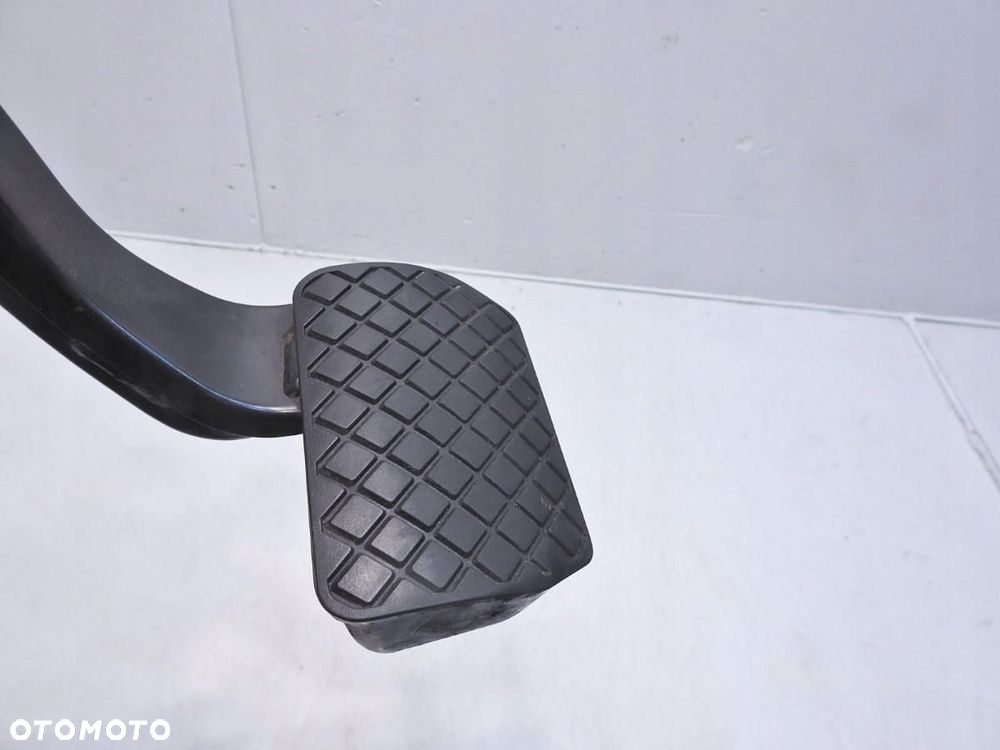 PEDAŁ HAMULCA AUTOMAT AUDI A6 C6 2.7 TDI QUATTRO 4F1723117F - 7