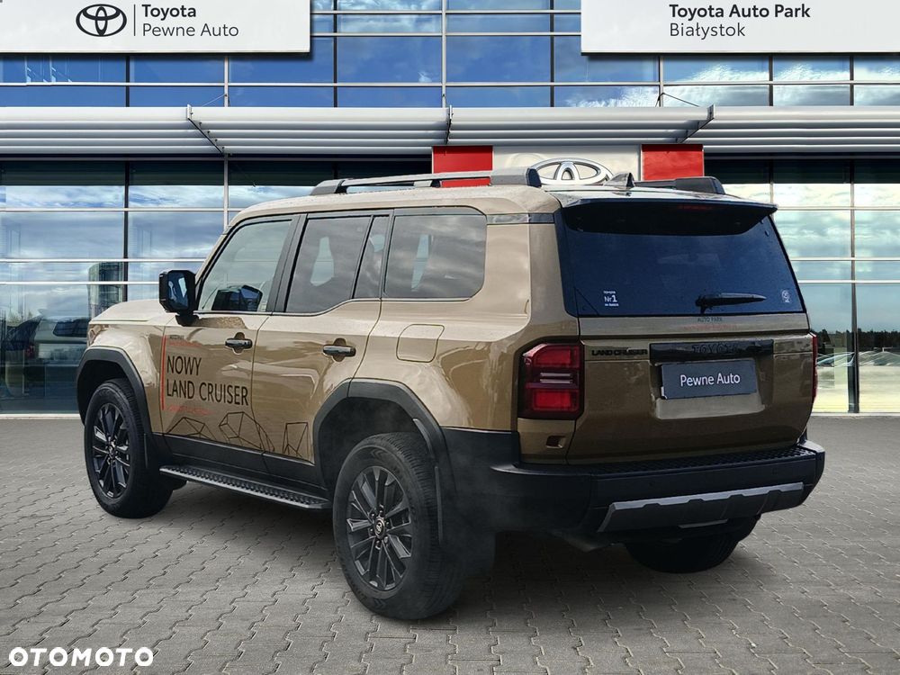 Toyota Land Cruiser LC 2.8 D-4D Executive - 3