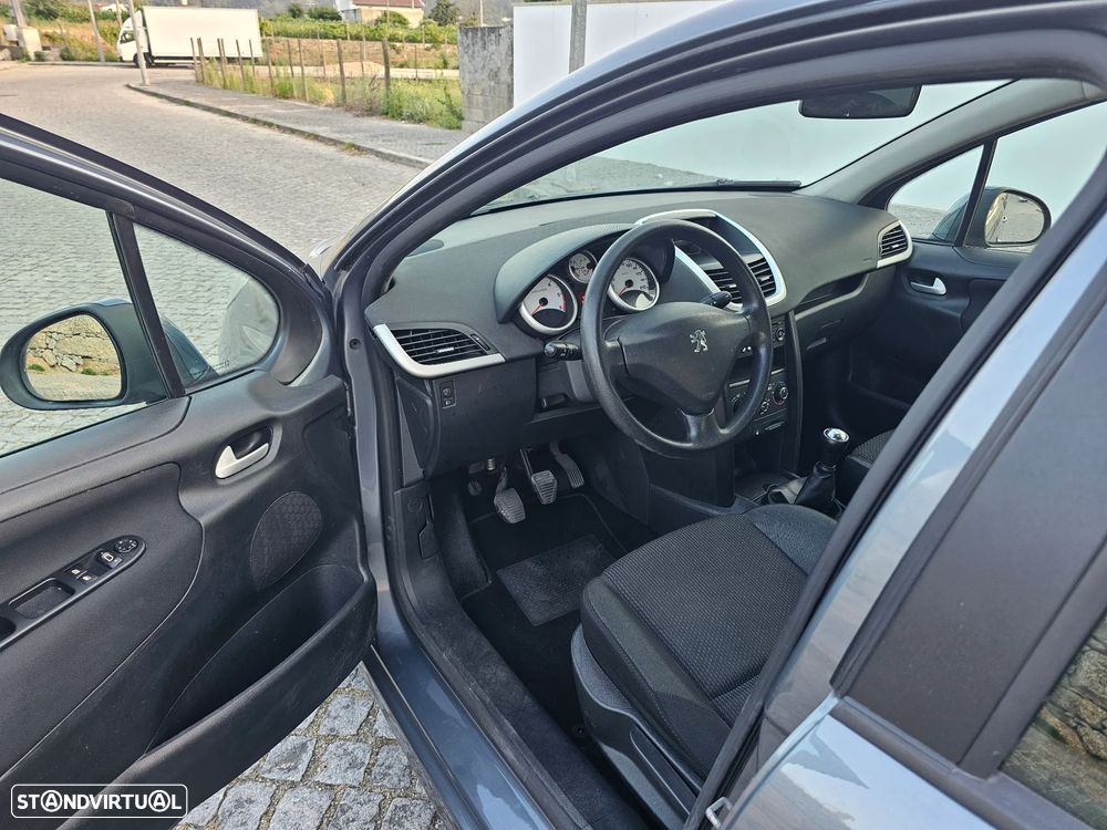 Peugeot 207 1.6 HDi 99g - 11