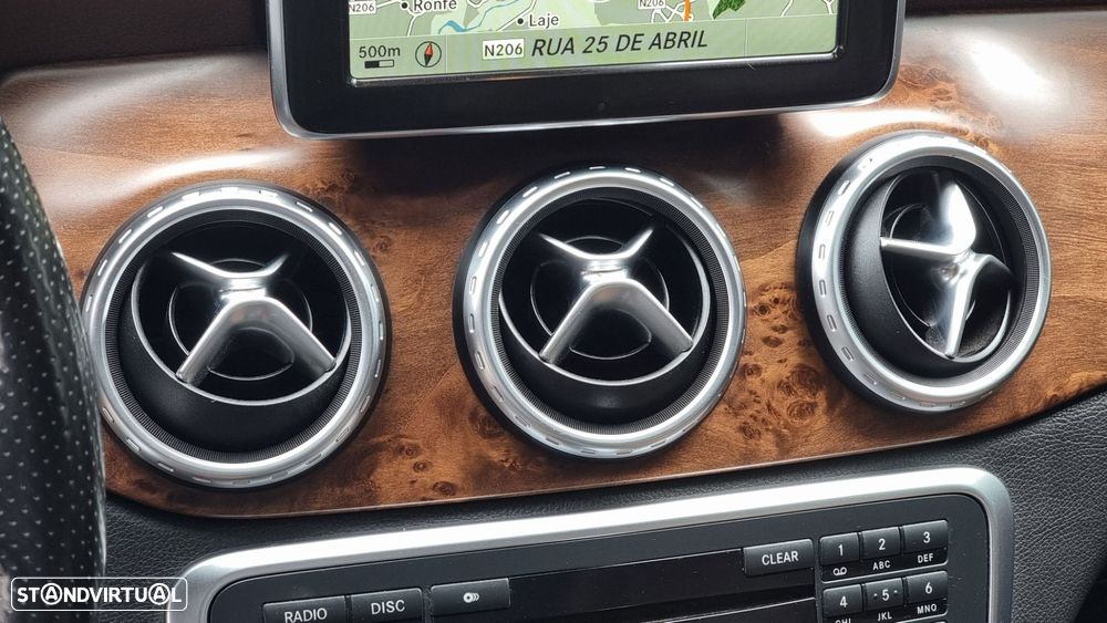 Mercedes-Benz GLA 200 CDi Urban Aut. - 10