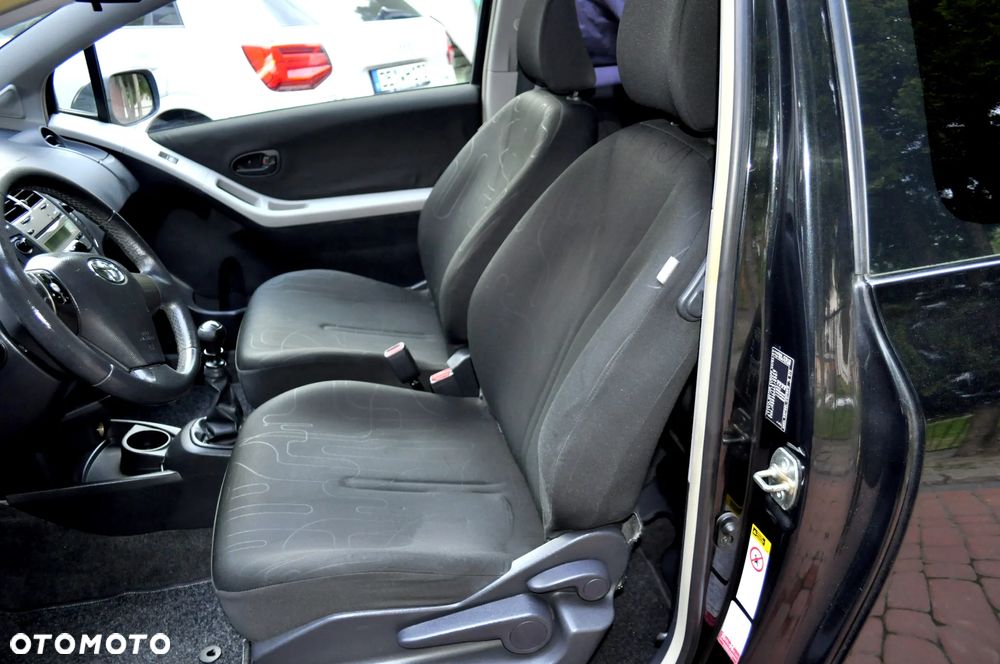 Toyota Yaris 1.33 VVT-i Sol - 14
