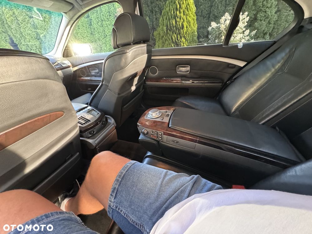 BMW Seria 7 760i L - 19