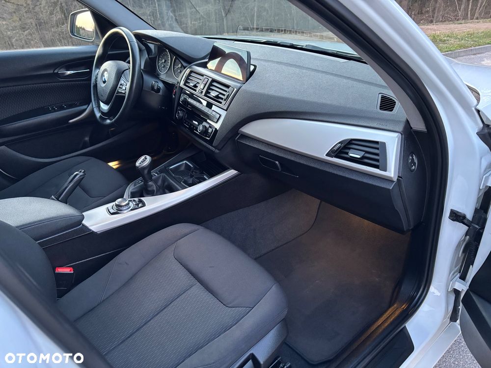 BMW Seria 1 - 26