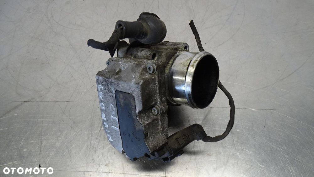 PRZEPUSTNICA HYUNDAI I30 1.6CRDI   35100-2A760 36710-2A300 - 1