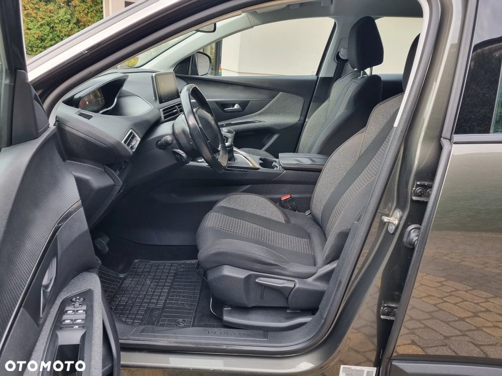 Peugeot 3008 1.2 PureTech Allure Pack S&S - 5