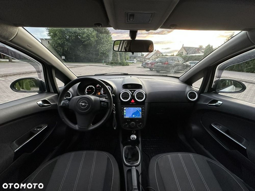 Opel Corsa - 8