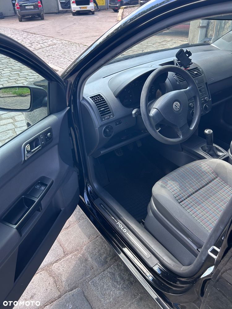 Volkswagen Polo 1.2 Trendline - 4
