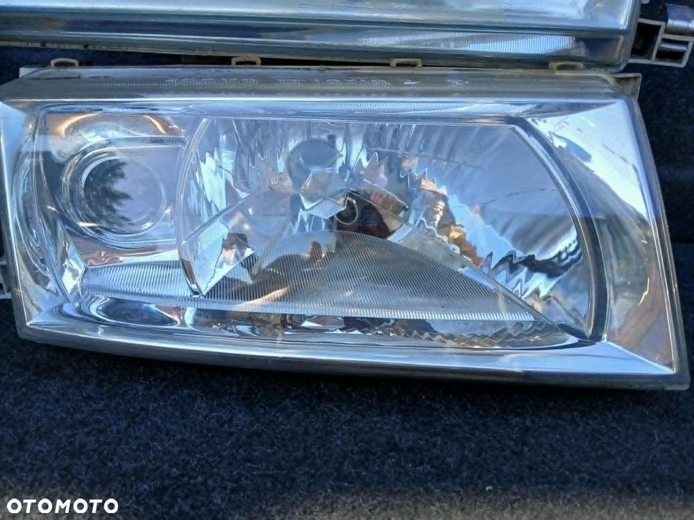 Skoda Octavia I lift lampa przednia lewa, prawa - 3
