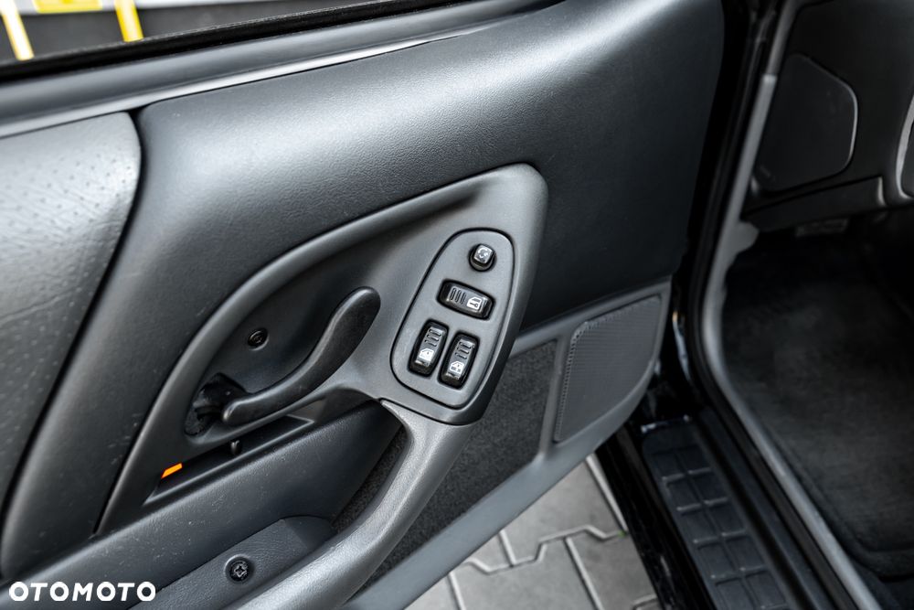 Chevrolet Camaro - 17