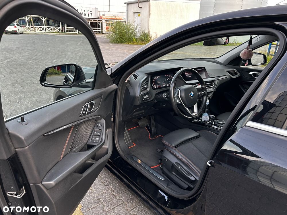 BMW Seria 1 118i Sport Line - 9