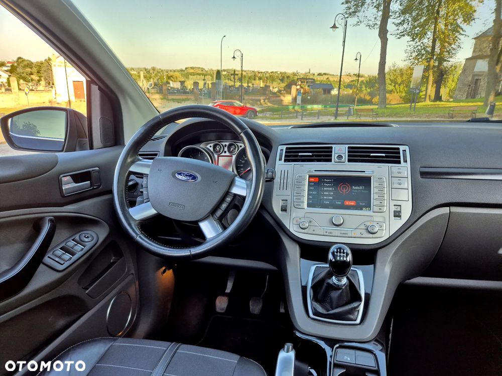 Ford Kuga 2012 photo 5