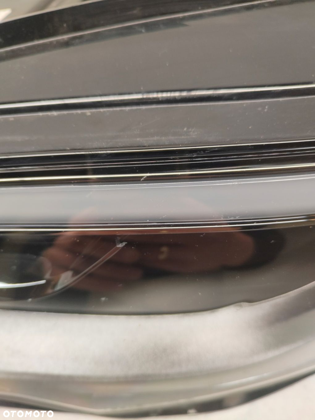 TESLA S PLAID LAMPA LEWY PRZÓD 156371300D - 2