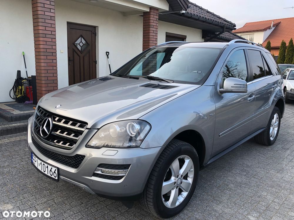 Mercedes-Benz ML 350 BlueTEC 4Matic 7G-TRONIC DPF Grand Edition - 1