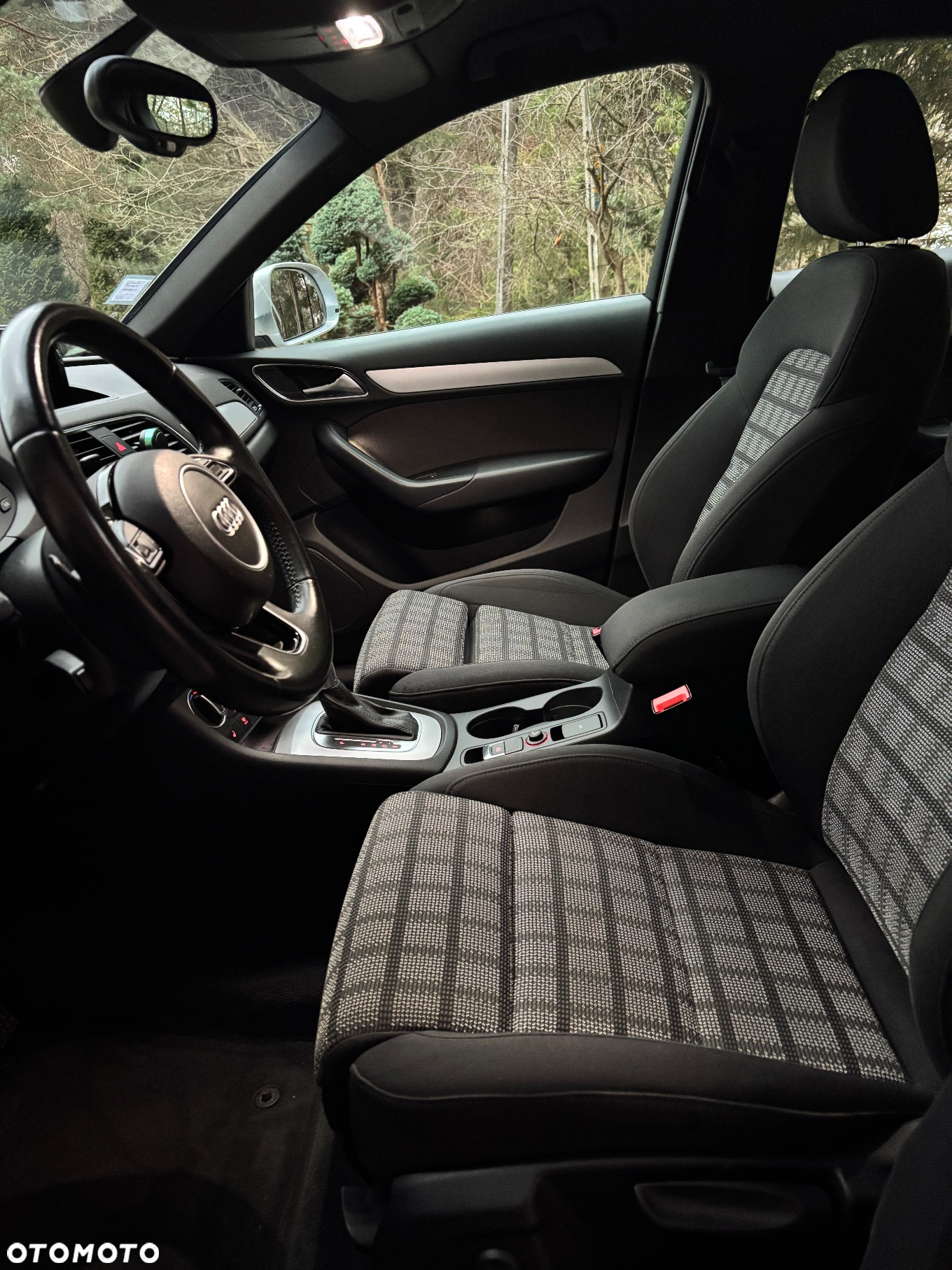 Audi Q3 2.0 TDI quattro S tronic - 22