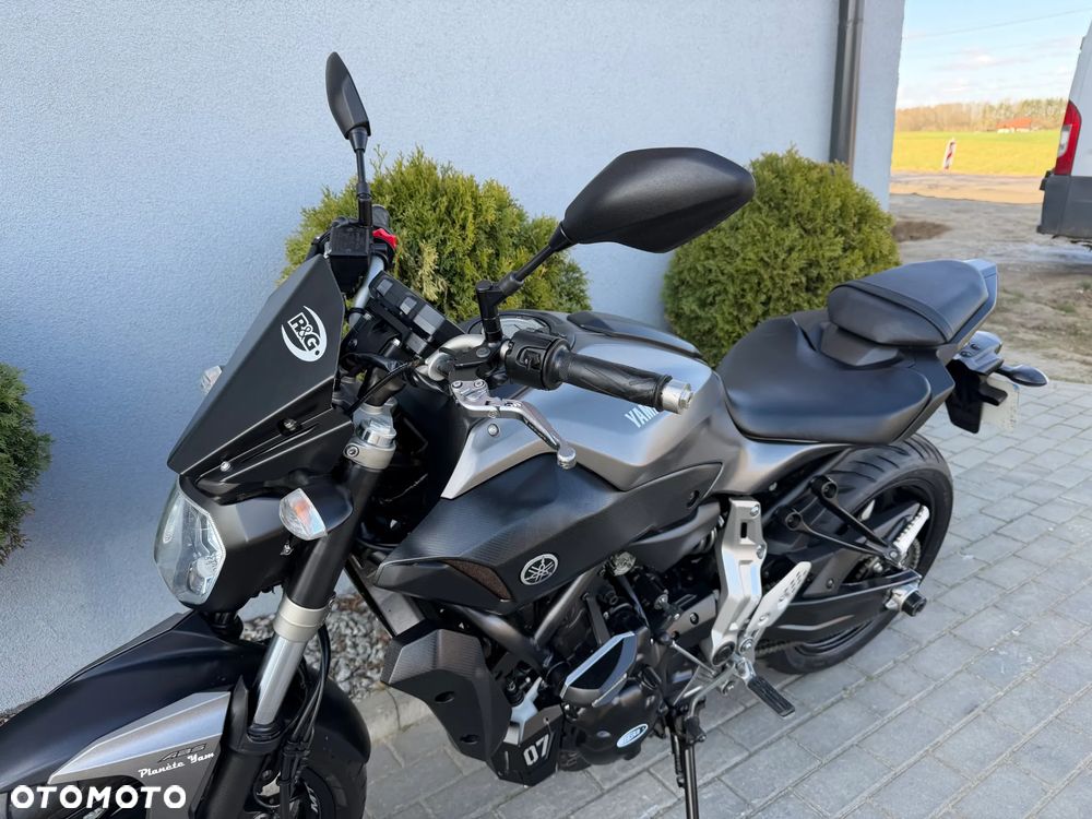 Yamaha MT - 37