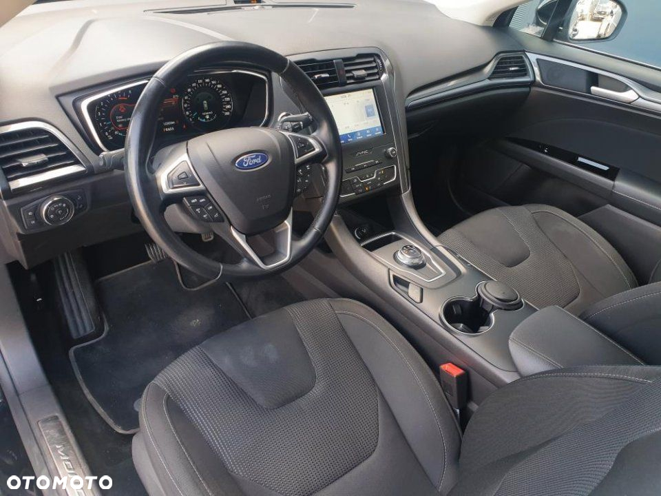 Ford Mondeo - 9