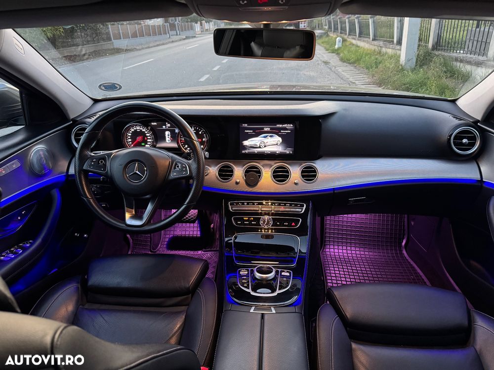 Mercedes-Benz E 220 d Aut. - 2