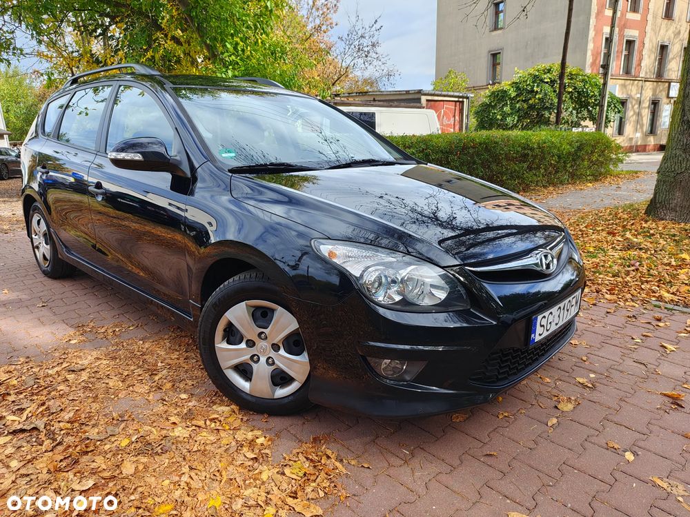 Hyundai i30 i30cw 1.4 UEFA EURO 2012 Edition - 2
