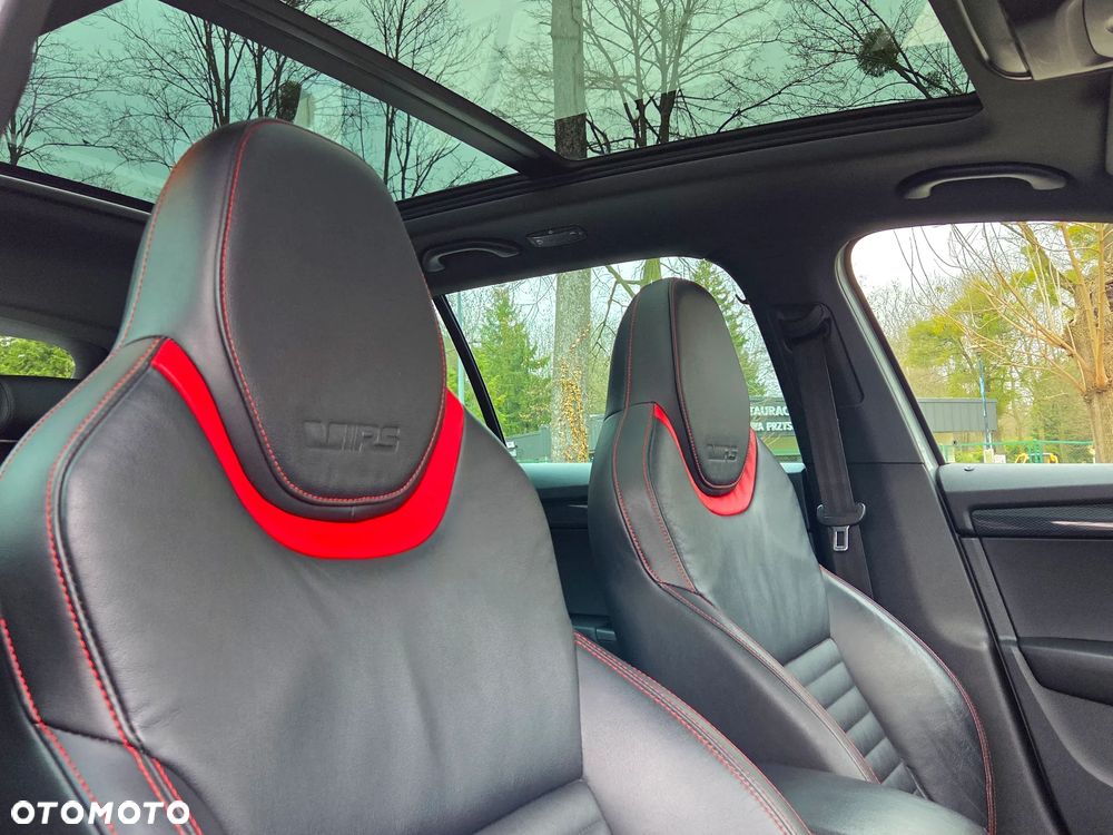 Skoda Octavia 2.0 TDI DSG RS - 8