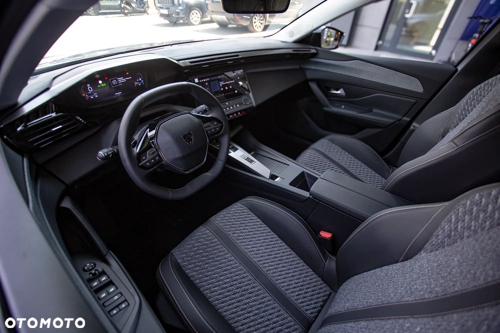 Peugeot 308 1.5 BlueHDi Allure S&S EAT8 - 18