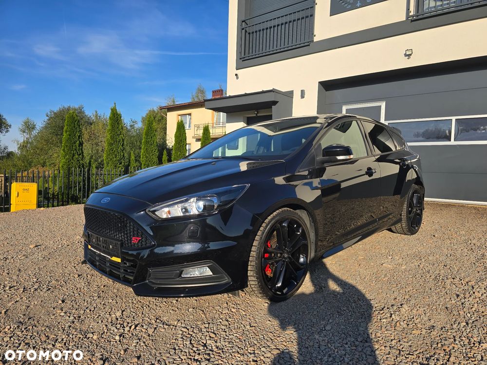 Ford Focus - 1