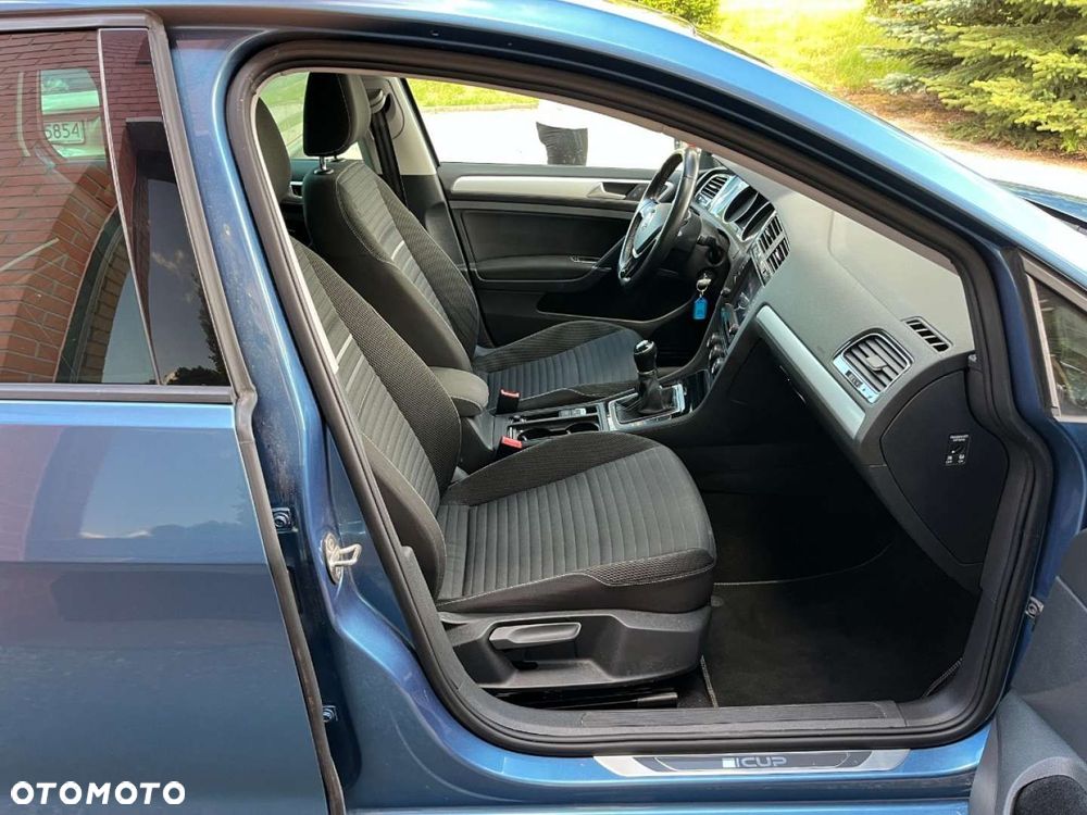 Volkswagen Golf 1.4 TSI BlueMotion Technology Cup - 21