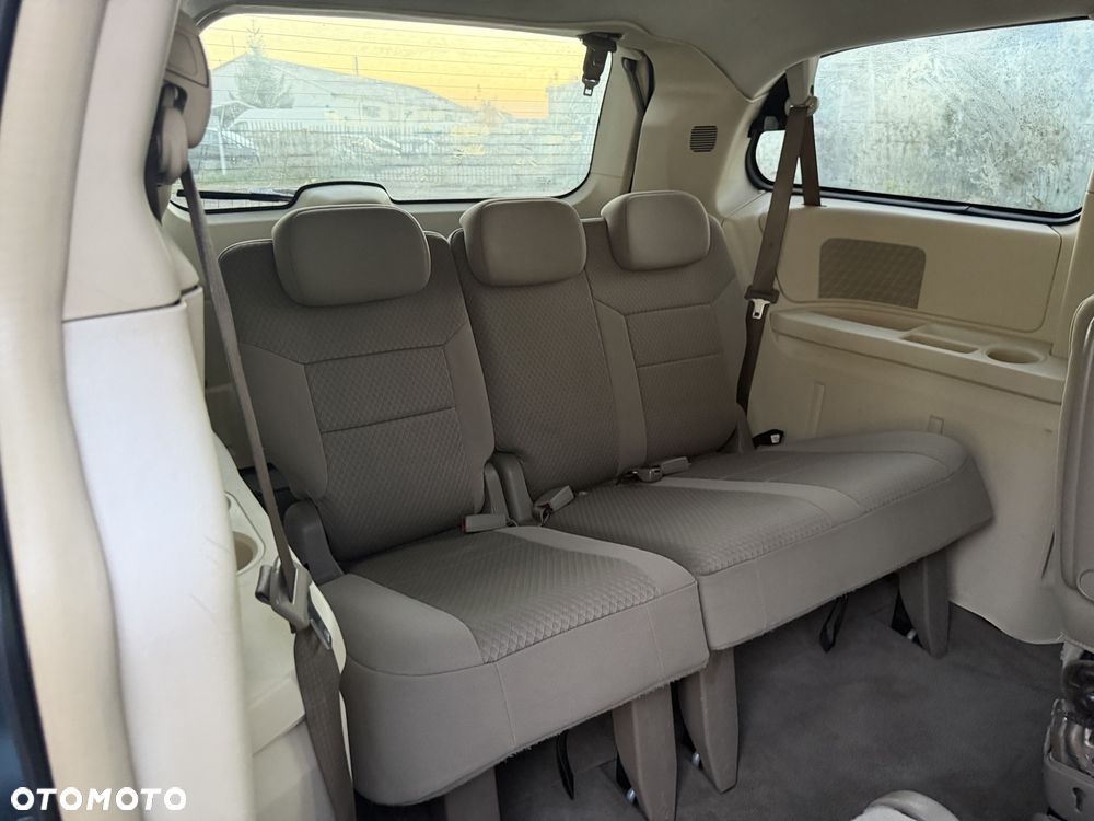 Chrysler Town & Country 3.3 LX - 14