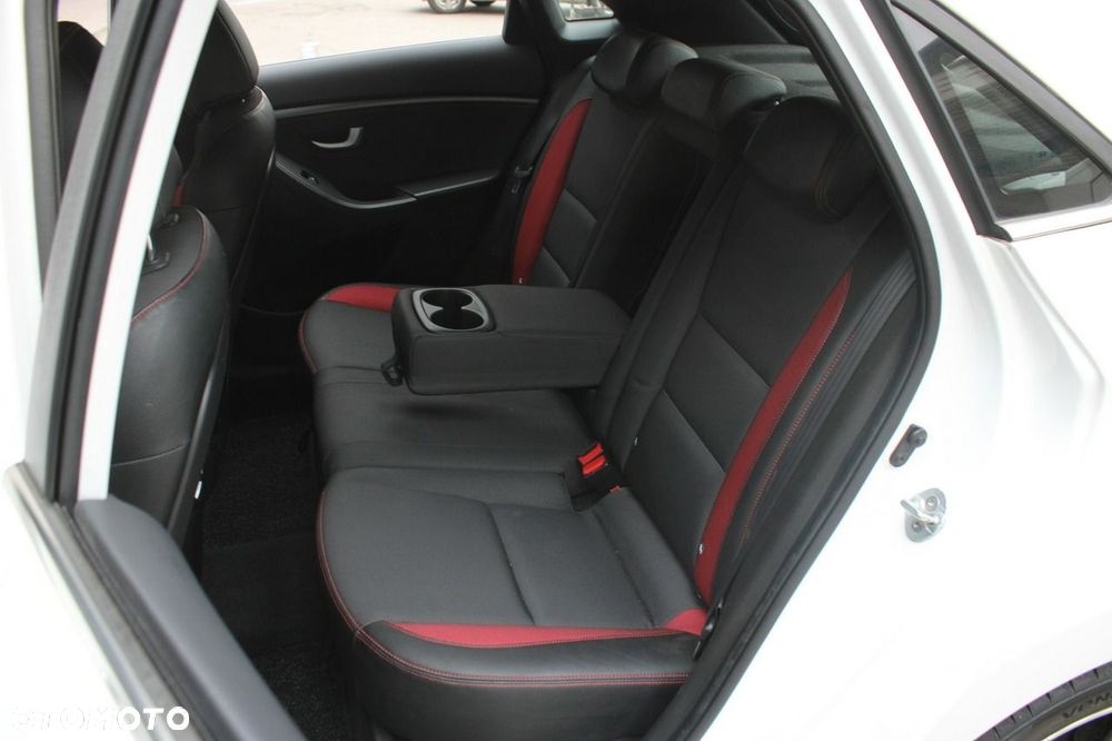 Hyundai i30 1.6 GDI Turbo Sport - 13