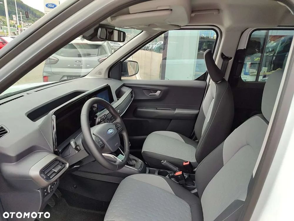 Ford Tourneo Courier 1.0 EcoBoost Titanium - 11