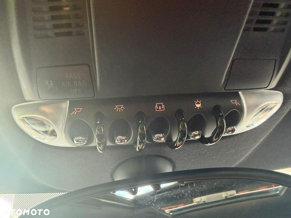 MINI John Cooper Works - 26