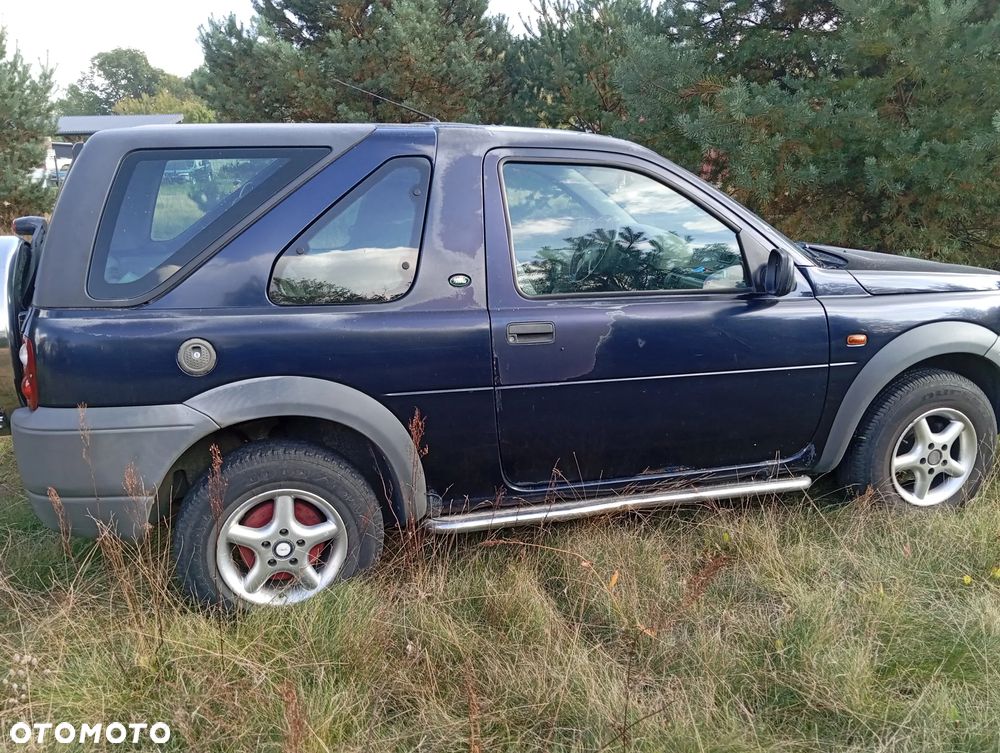 Land Rover Freelander 2.0 D - 17