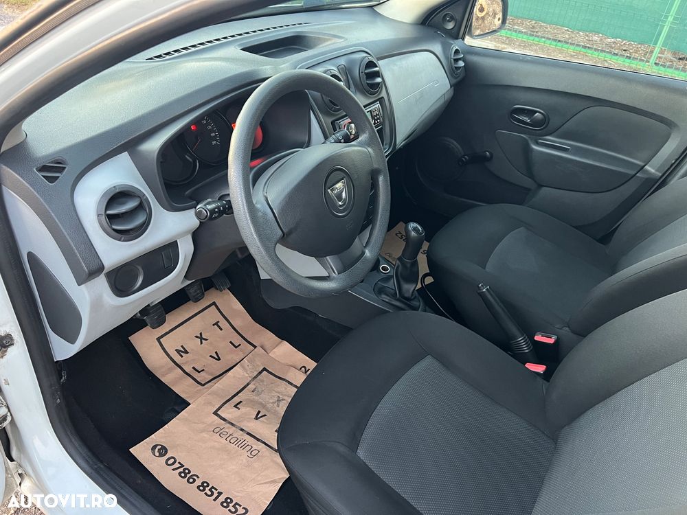 Dacia Logan MCV 1.2 Acces - 9